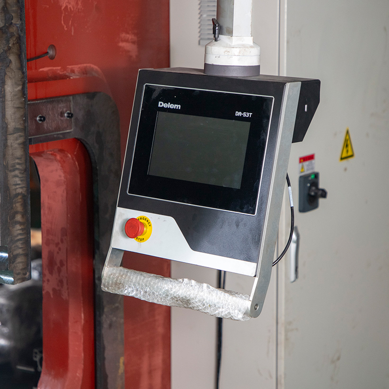 Precision Electro-Hydraulic Press Brake